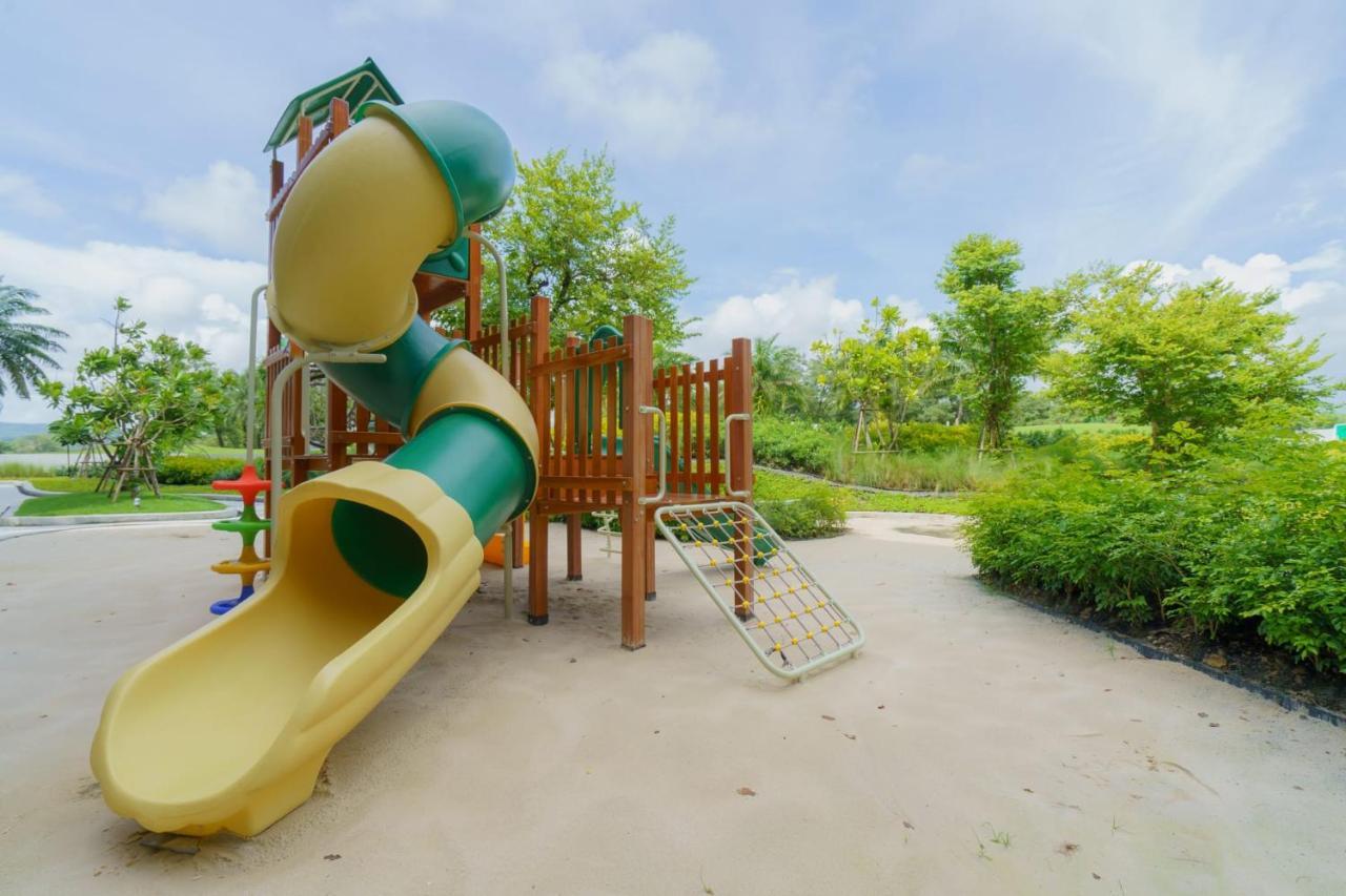 Laguna Skypark 普吉岛悦榕庄公寓 Phuket Exteriör bild