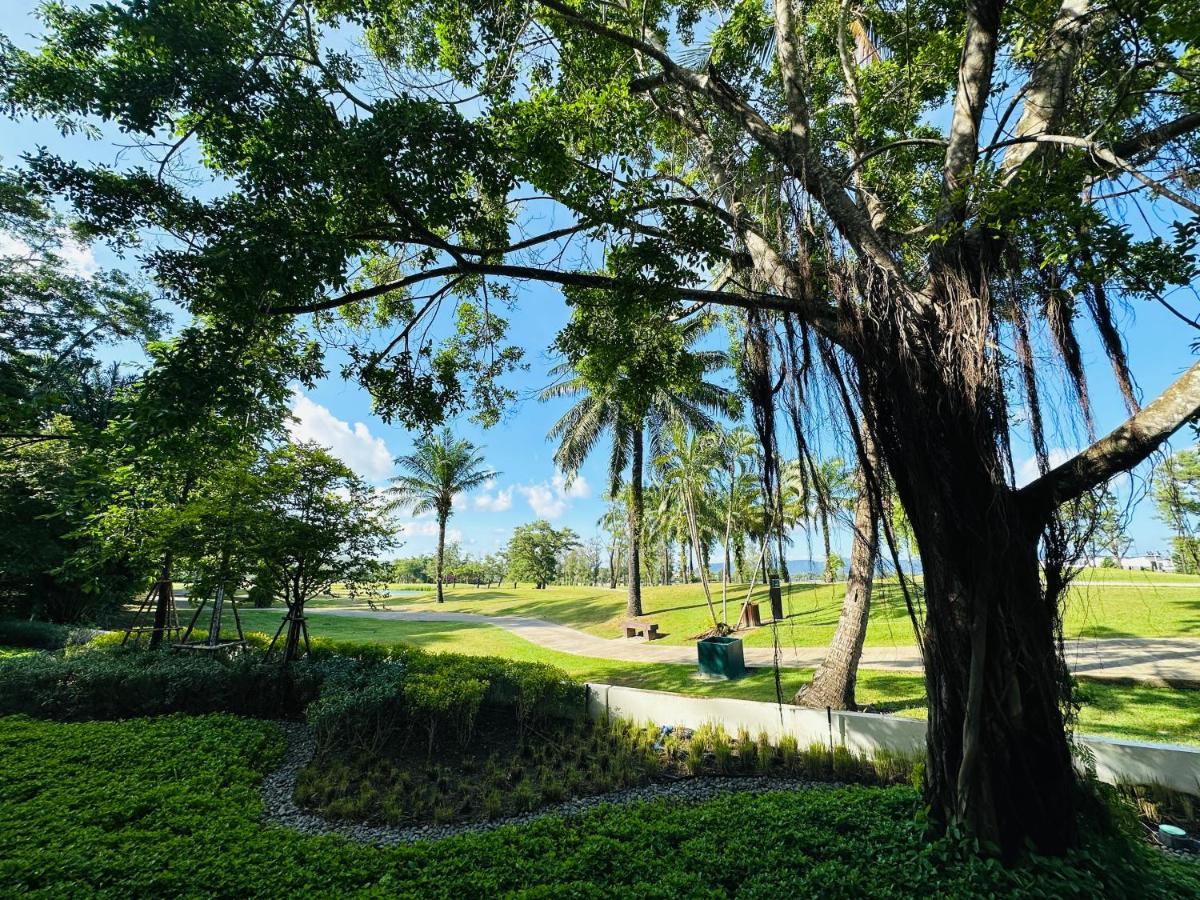 Laguna Skypark 普吉岛悦榕庄公寓 Phuket Exteriör bild